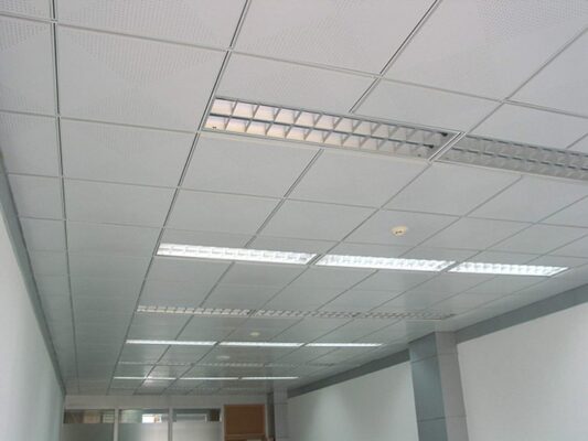 trần aluminium