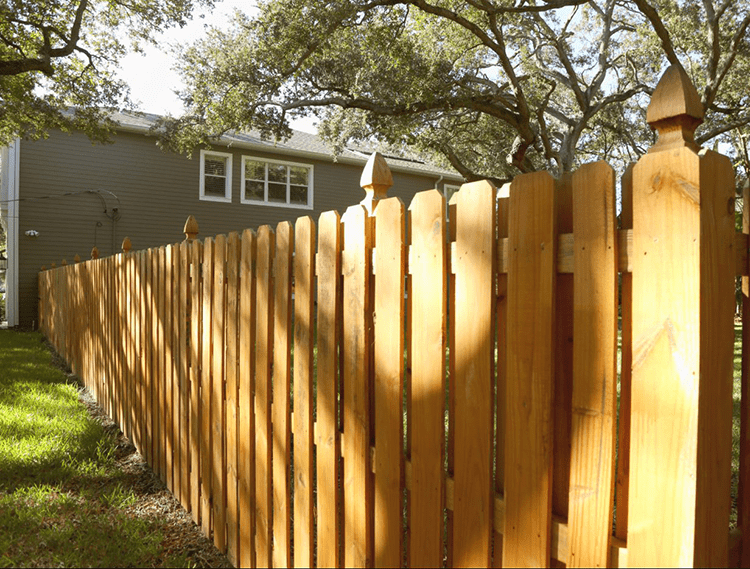 cách làm hàng rào gỗ