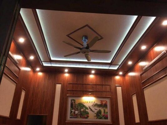 Trần nhựa giả gỗ